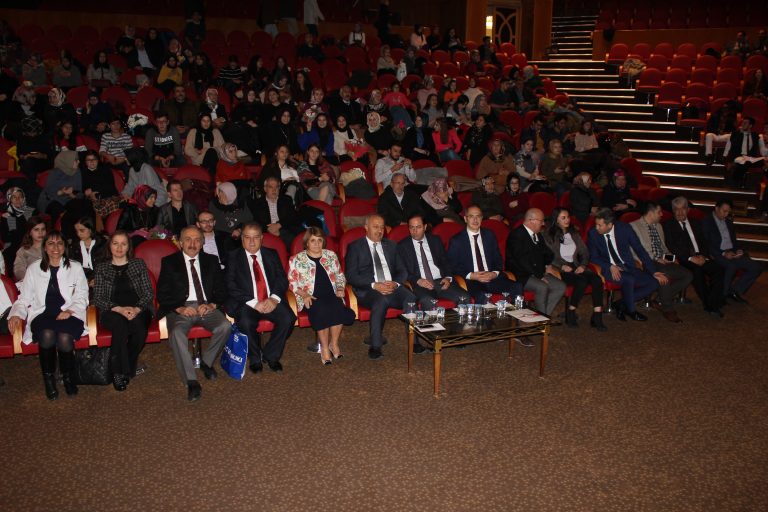 086ec57df62dc24dd2d63f590cf584bd