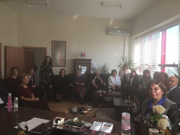 5d53d294575cc0c5c16c69942d441417