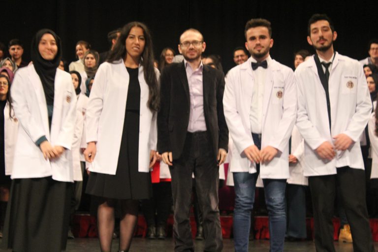 61b3dfd79d6aeb260ea0451c00890a6c