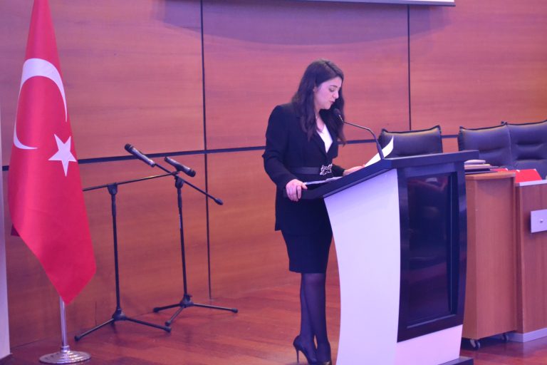 ad2f7ba03f75949878d923c0d2af90b3