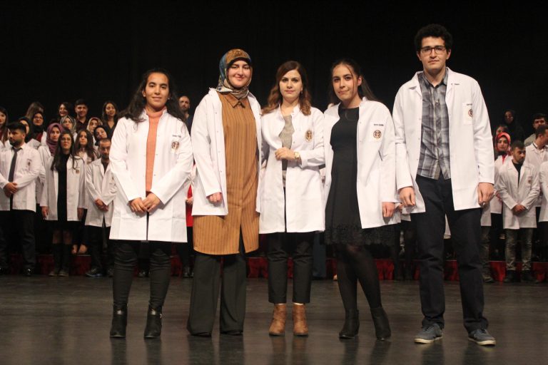 f88b7bda0fade3112aab3a818facfa34