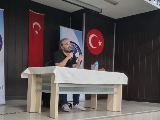 “Edebiyatın İyileştirici Gücü” Konulu Konuşma