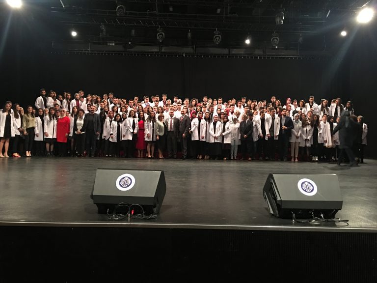 01bcb451bd554f546b2732c2f62e8d41