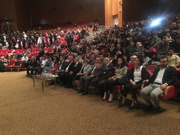 b53cc03974a386689714a9e525ffd82a