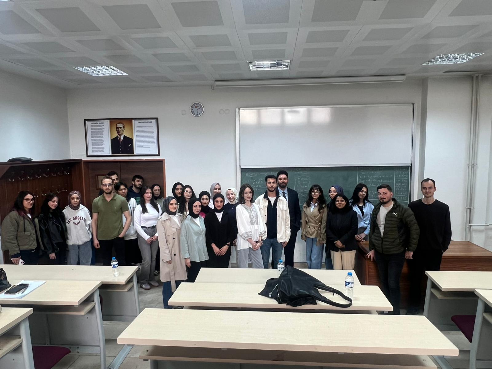 Akademik Etkinlikler: Prof. Dr. Shalini Singh ile İşletme Bölümü öğrencileri arasında akademik söyleşi etkinliği gerçekleştirildi.