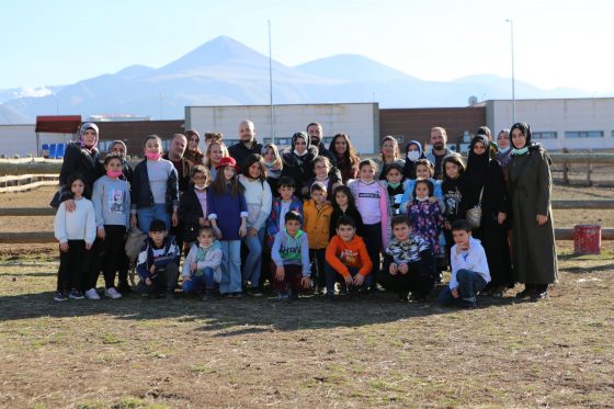 Manej Alanı ve Atçılık Koordinatörlüğü Sosyal Projelere Destek Vermeye Devam Ediyor