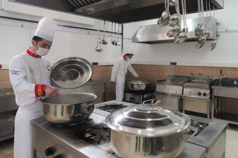 77f69cc4d8f9c889a47110a5fde33384