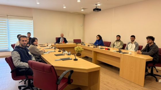 Fakültemiz Dekanı Prof. Dr. Mustafa Sinan Aktaş ve Dekan Yardımcısı Doç. Dr. Murat Genç Sınıf Temsilcileri İle Bir Araya Geldi.