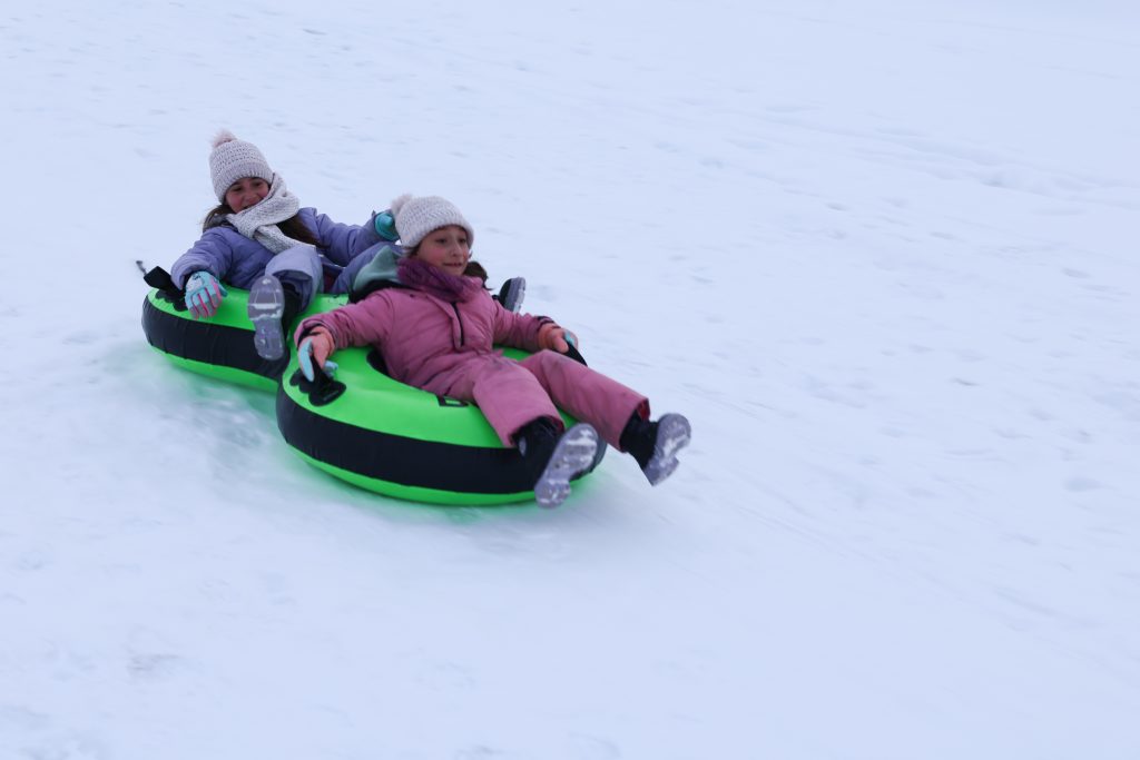 Atatürk Üniversitesinde Kış Coşkusu Kampüse Taşındı: ATAKIŞPARK Öğrenci Merkezi Sezonu Açtı