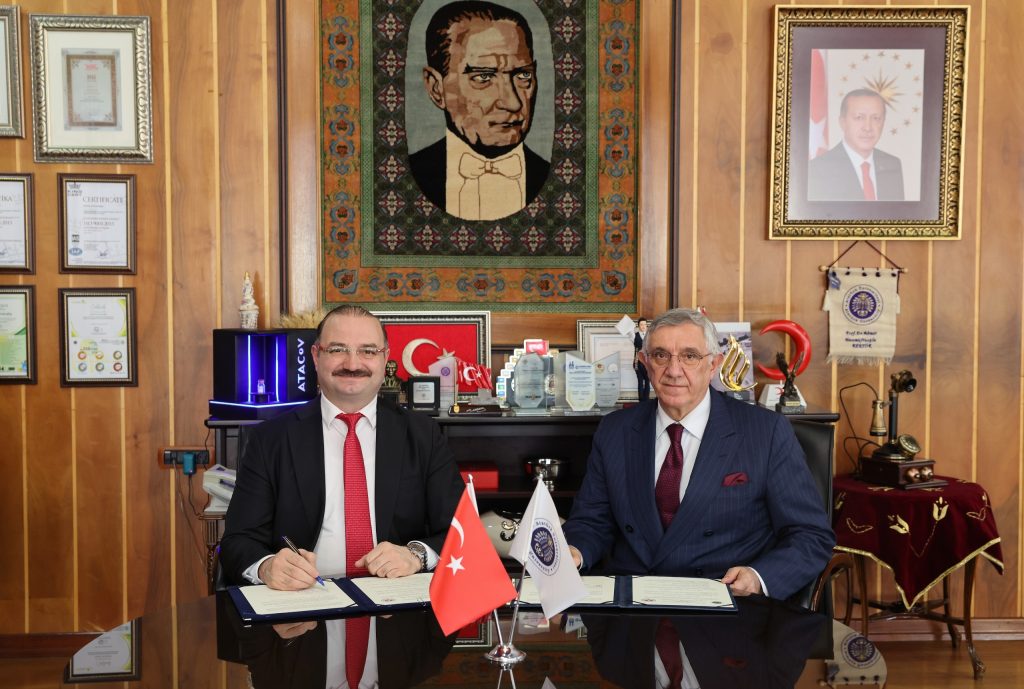 Atatürk Üniversitesi ile Kırgızistan-Türkiye Manas Üniversitesi Arasında Akademik Güç Birliği İçin İmzalar Atıldı