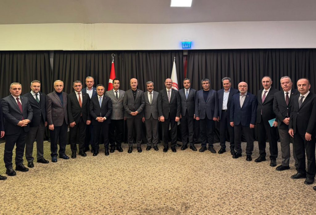 Rektör Hacımüftüoğlu, YÖK Başkanı Özvar’ın Katılımıyla Düzenlenen İstişare Toplantısına Katıldı