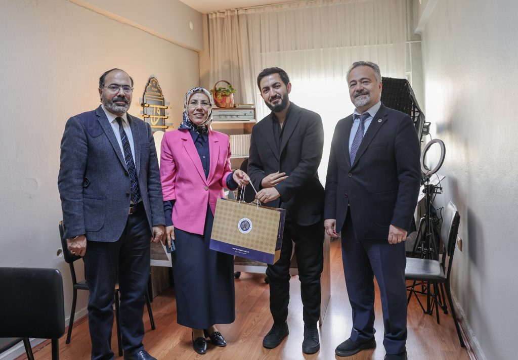 İlahiyat Fakültesinden TÜBİTAK ARDEB 3005 Başarısı: Geleneksel Musikîye Yenilikçi Dokunuş