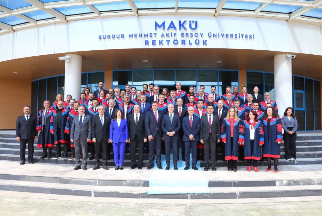 Rektör Hacımüftüoğlu, YÖK Başkanı Özvar ile Tarımda Dijital Dönüşüm Protokolünde Buluştu