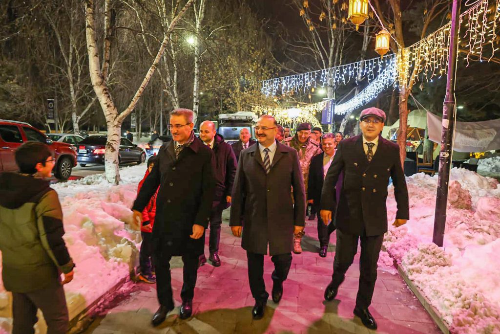 Atatürk Üniversitesinde Ramazan’ın Manevi İklimi “Ramazan Yolu”nda Yaşandı