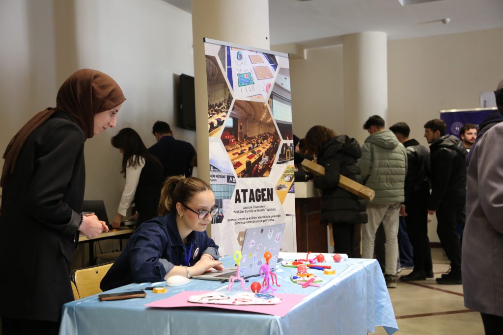 Moleküler Biyoloji ve Genetik Alanında Önemli Buluşma Atatürk Üniversitesi Ev Sahipliğinde Gerçekleşti…