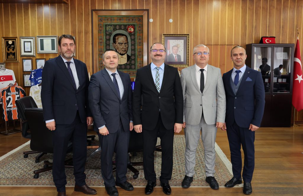 İlaçta Yerli Üretim Kapasitesinin Artırılmasına Yönelik Görüşmeler Devam Ediyor