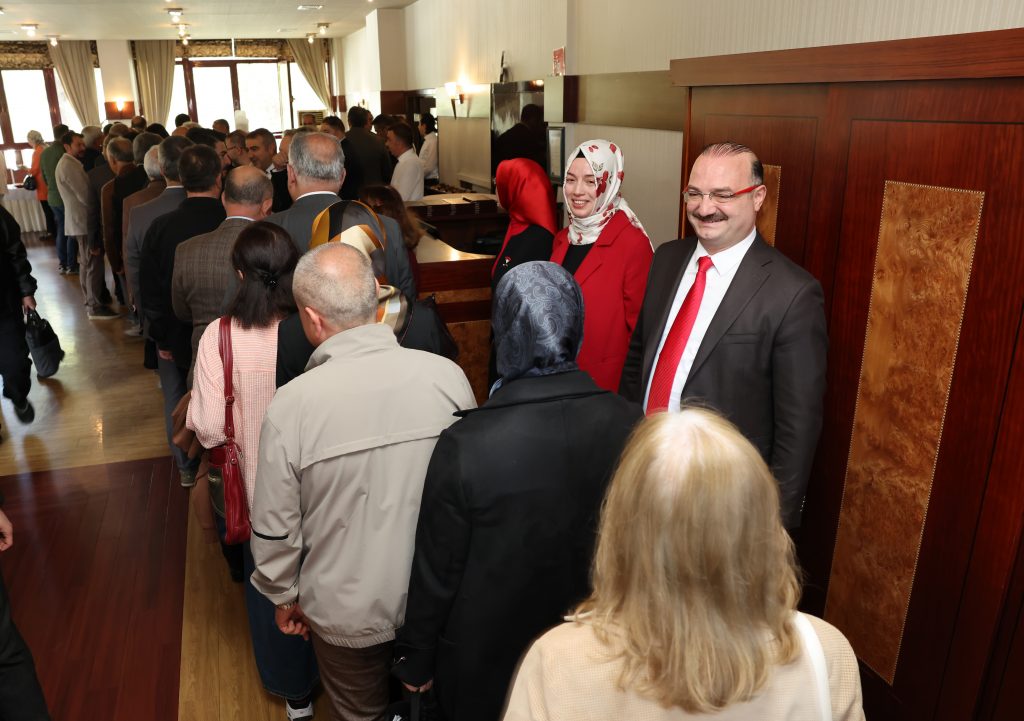 Atatürk Üniversitesinde Bayramlaşma Coşkusu Yaşandı