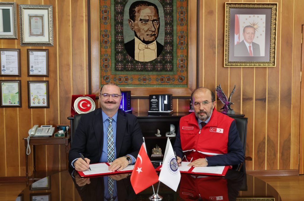 Atatürk Üniversitesi ile Türk Kızılay Arasında Beslenme Hizmetlerinde Kalite ve Akreditasyon İş Birliği
