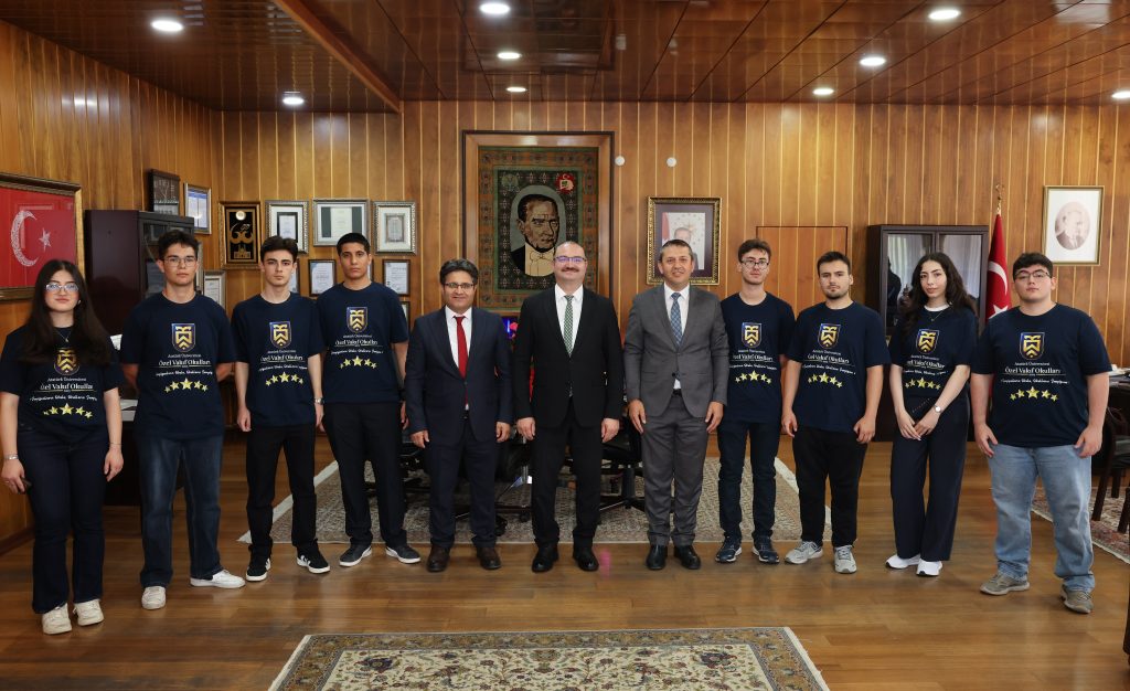 Atatürk Üniversitesi Özel Vakıf Okullarından 2026 YKS’de Zirveye Taşınan Başarı