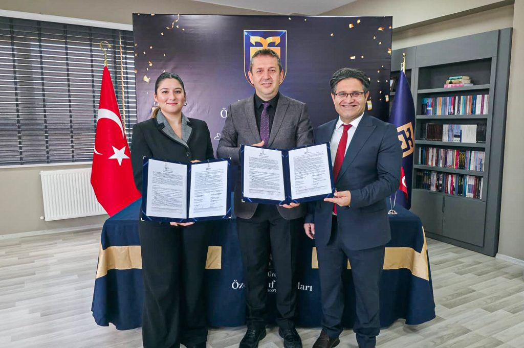 Vakıf Okulları ile Hudson Global Scholars Arasında Uluslararası Eğitimde Yeni İş Birliği…